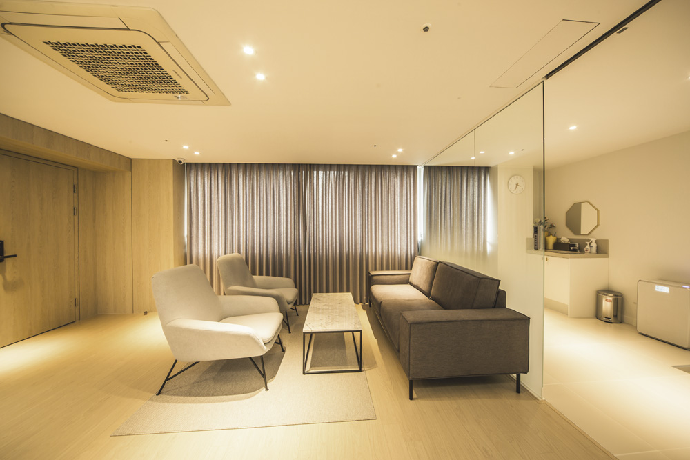 温馨舒适的山后修养空间-4