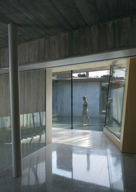 五口之家西班牙夏日住宅,与大海相邻的景观盛宴-56