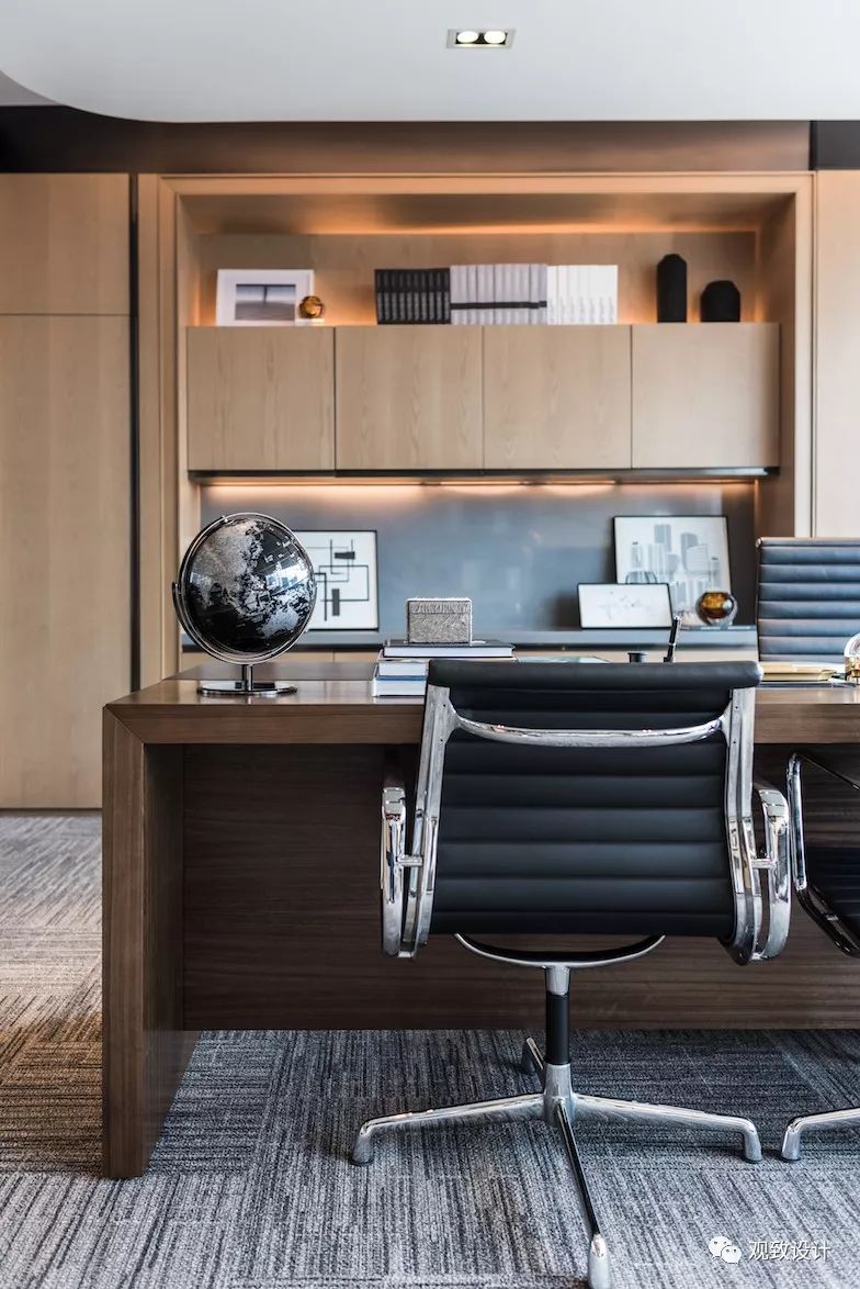 成都中天天盈誉峰 M6 写字楼样板间 | 精英风范的现代办公空间-47