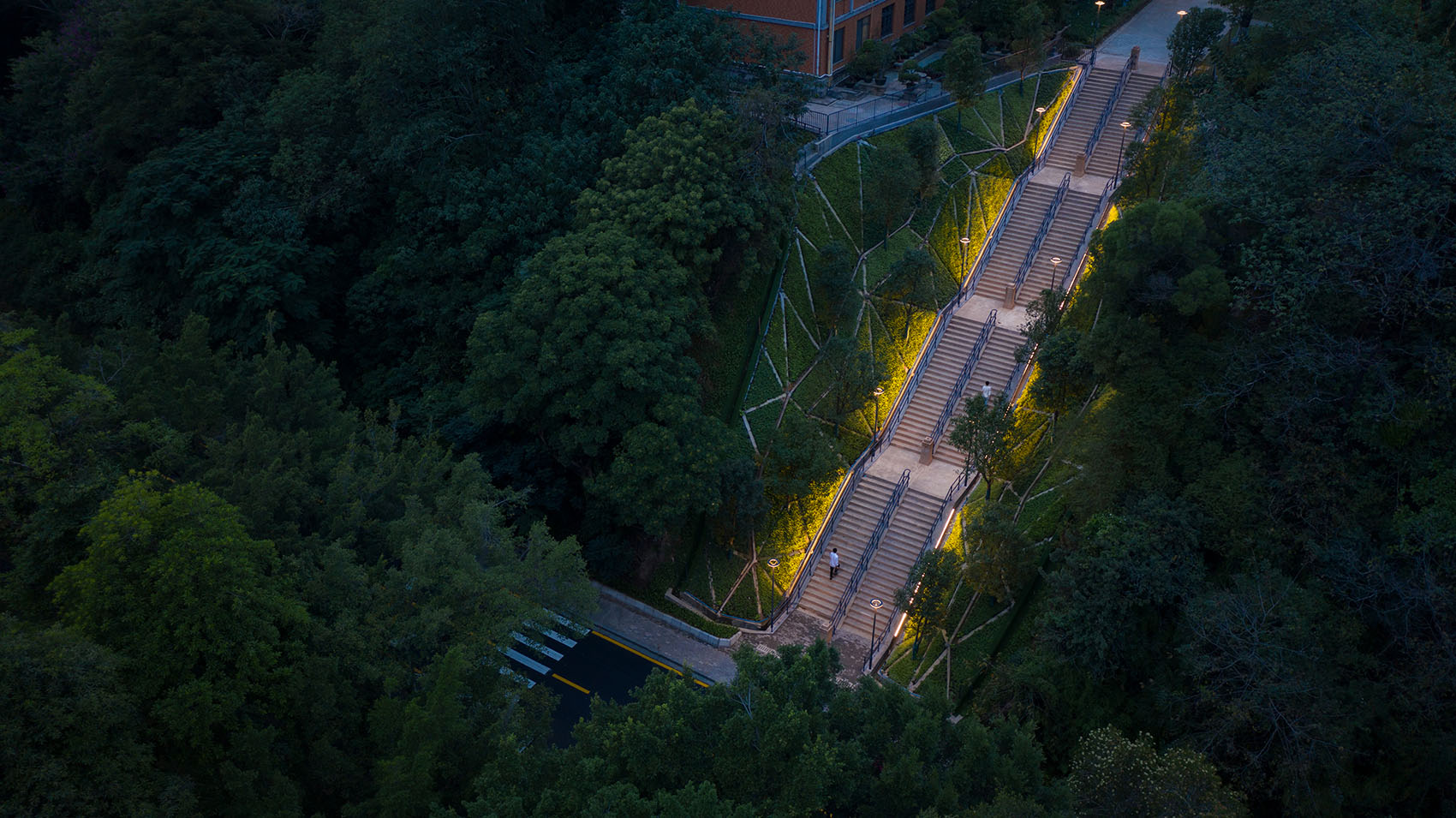 华南理工大学（五山校区）百步梯两侧边坡修缮加固工程，广州 / 华南理工大学建筑设计研究院有限公司，环境艺术设计一所-50