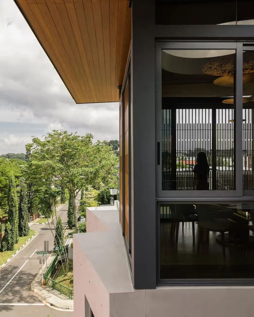 廊屋;走廊房(注:Verandah指走廊、游廊,结合House,廊屋表意较简洁精准,但走廊房表意更直白,具体可根据实际语境确定最合适的表述) 丨新加坡丨Mark 12 Architects-10