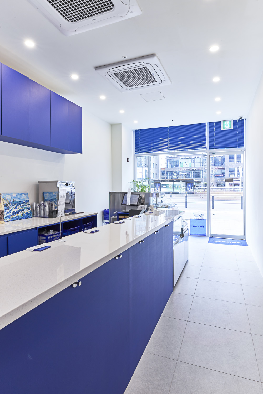 首尔网红餐厅 | 简洁设计下的 15 平小店魅力-5