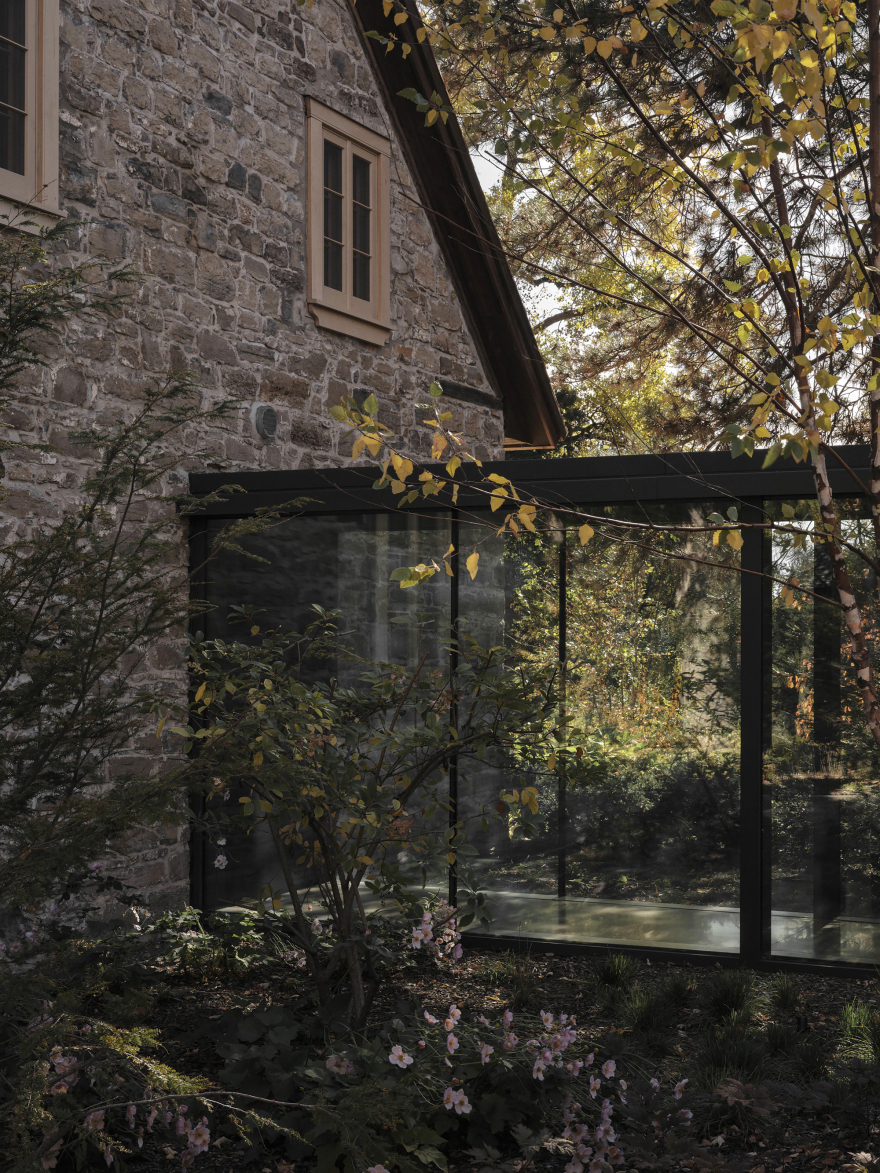 欧贝之家(注:Maison常见作房屋、住宅等意思,Aubé一般作姓氏,这里结合常见表达意译为欧贝之家 ) 丨加拿大丨YH2 Architecture-28