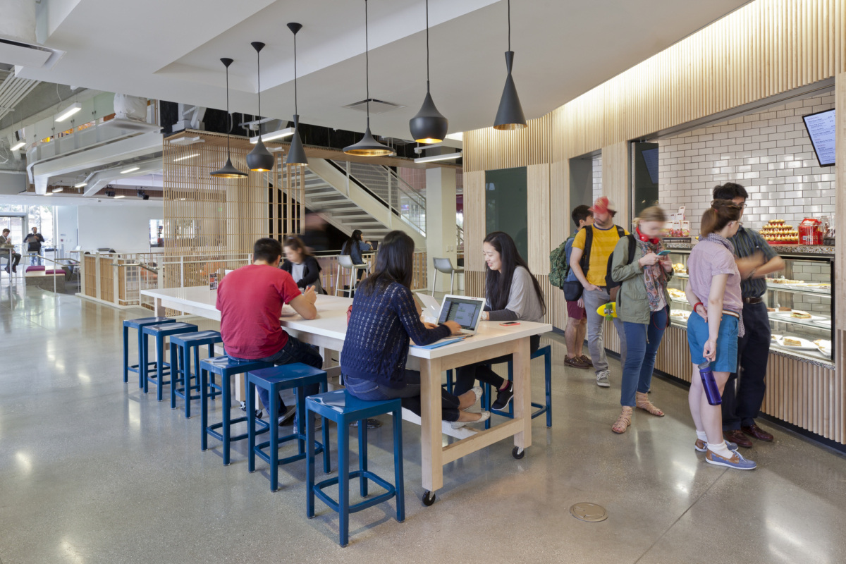 南加利福尼亚大学沃利斯·安嫩伯格传播与新闻学院-19