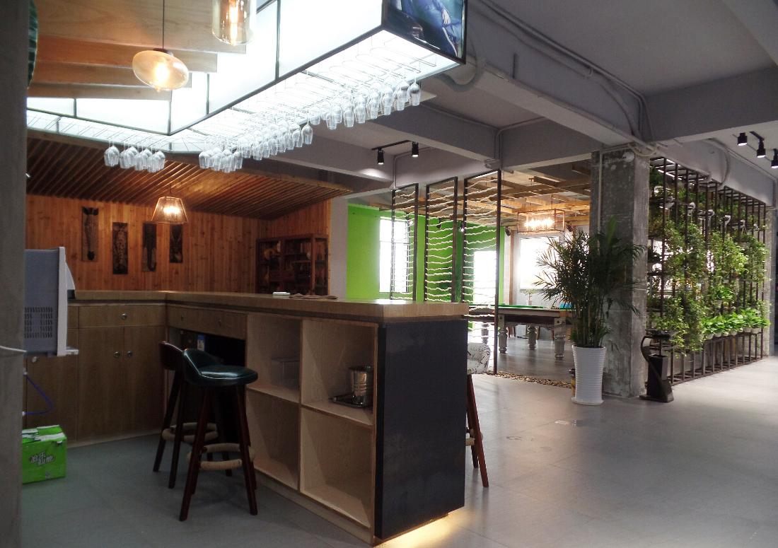 
班布朗服饰办公室 -8