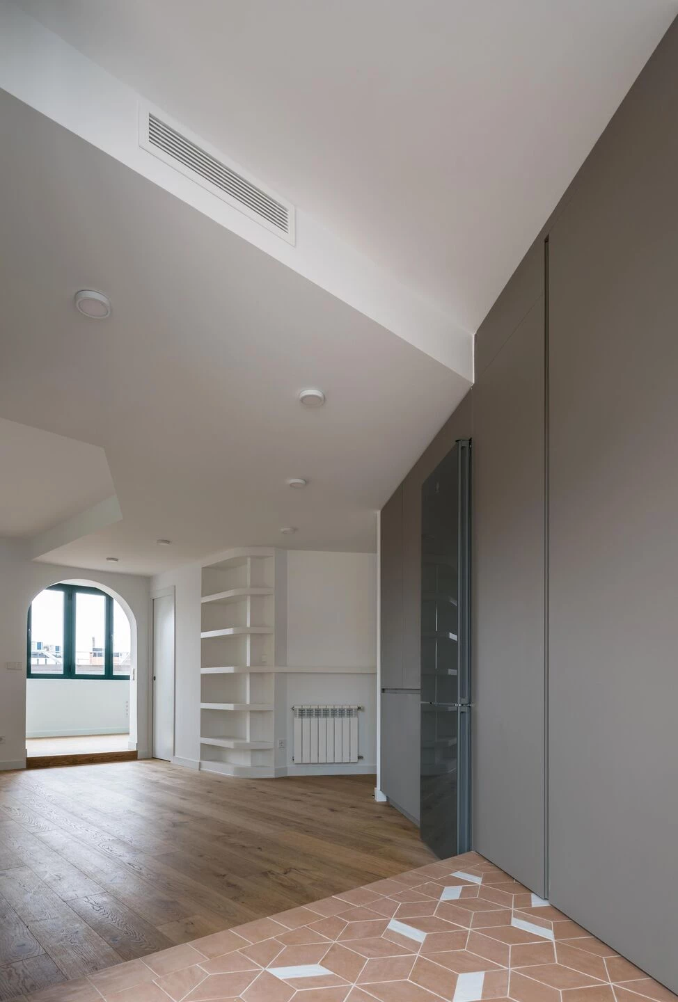 阳光下的双露台公寓丨西班牙马德里丨PuertoyMartín Architects-38