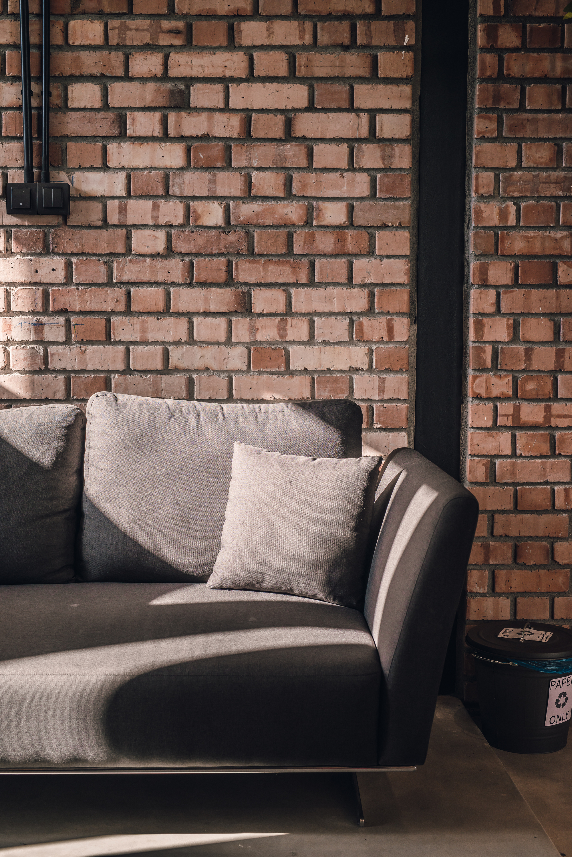 环形画廊设计,营造公共艺术空间-25