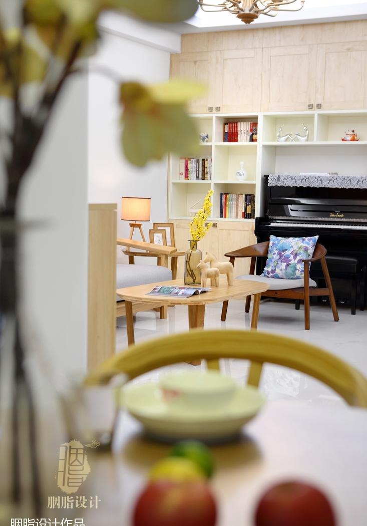 北欧风家装设计，原木元素与色彩搭配的清新之作-18