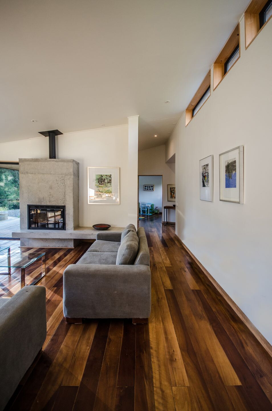 智利森林中的悬浮之家-29