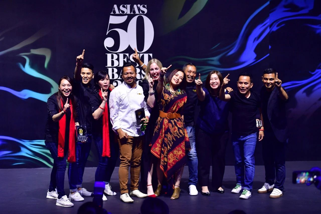 The Old Man 酒吧-1