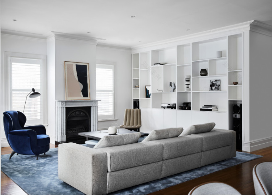 金色的;金黄色的;金的;金制的-176