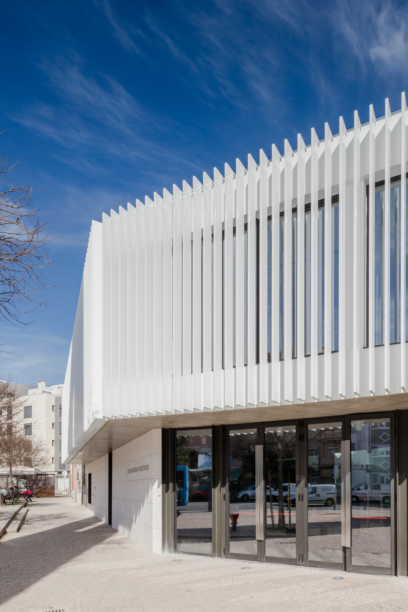 田园牧歌,莫什卡维迪的宗教中心,葡萄牙 / Plano Humano Arquitectos-12