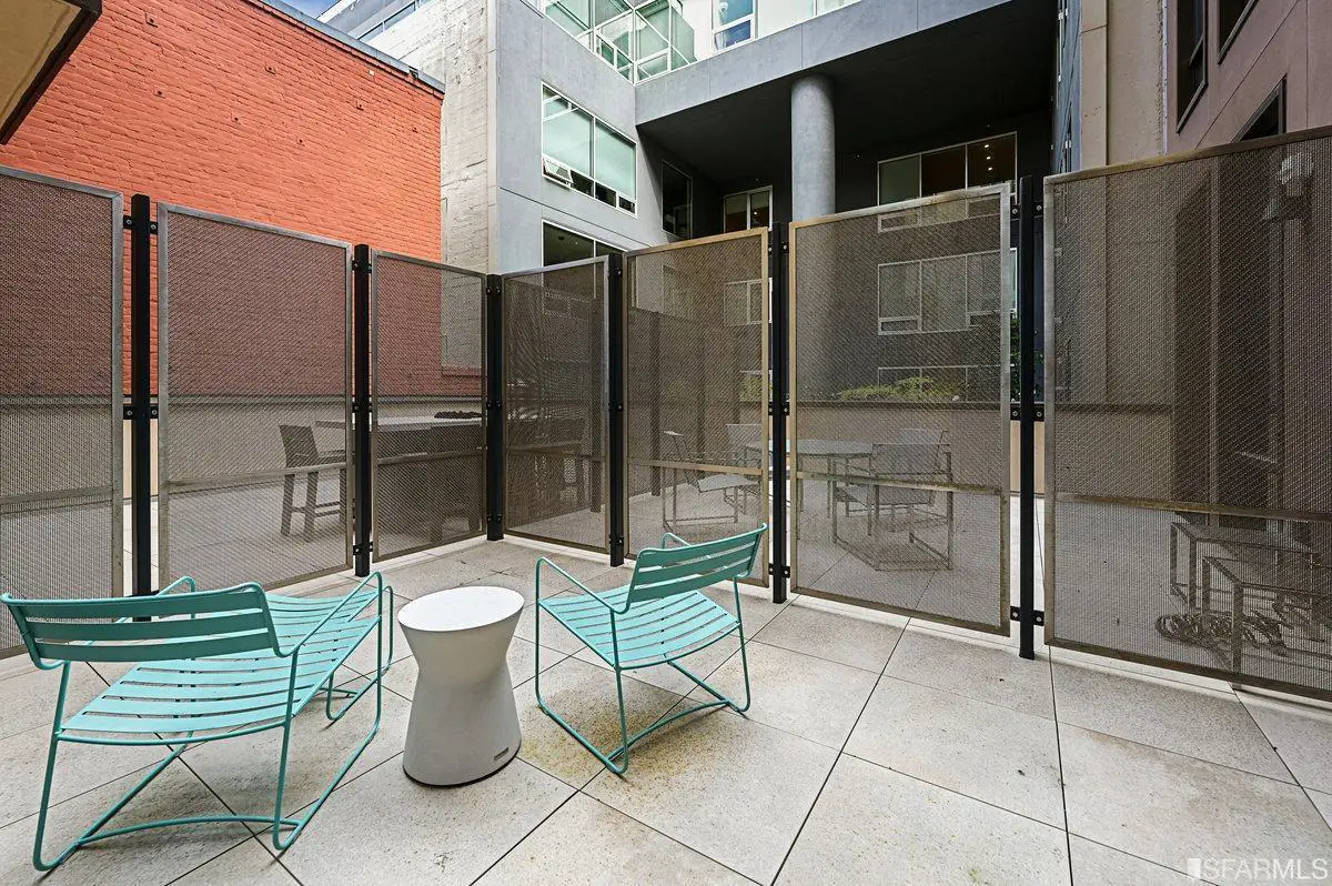 精致小户型，空间最大化的完美设计-16