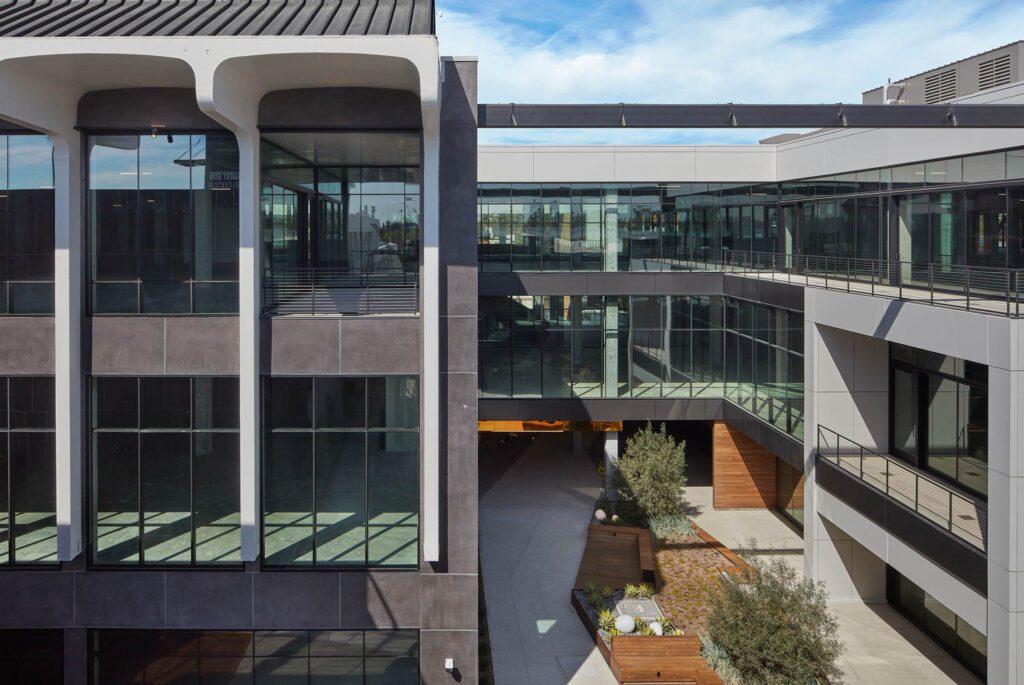 "HLW 重塑洛杉矶西区,空中庭院成为新焦点"-12