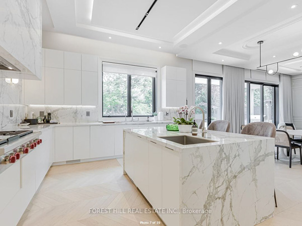 加拿大现代公寓室内设计项目-9