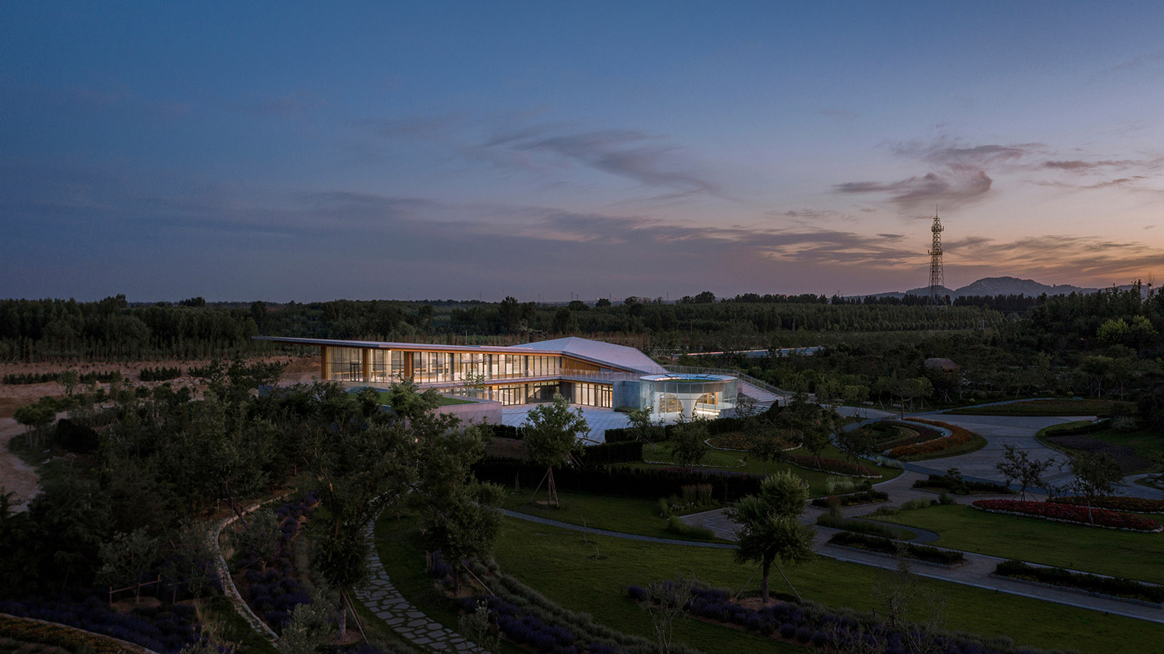 青岛七色山矿坑花园游客中心 -33