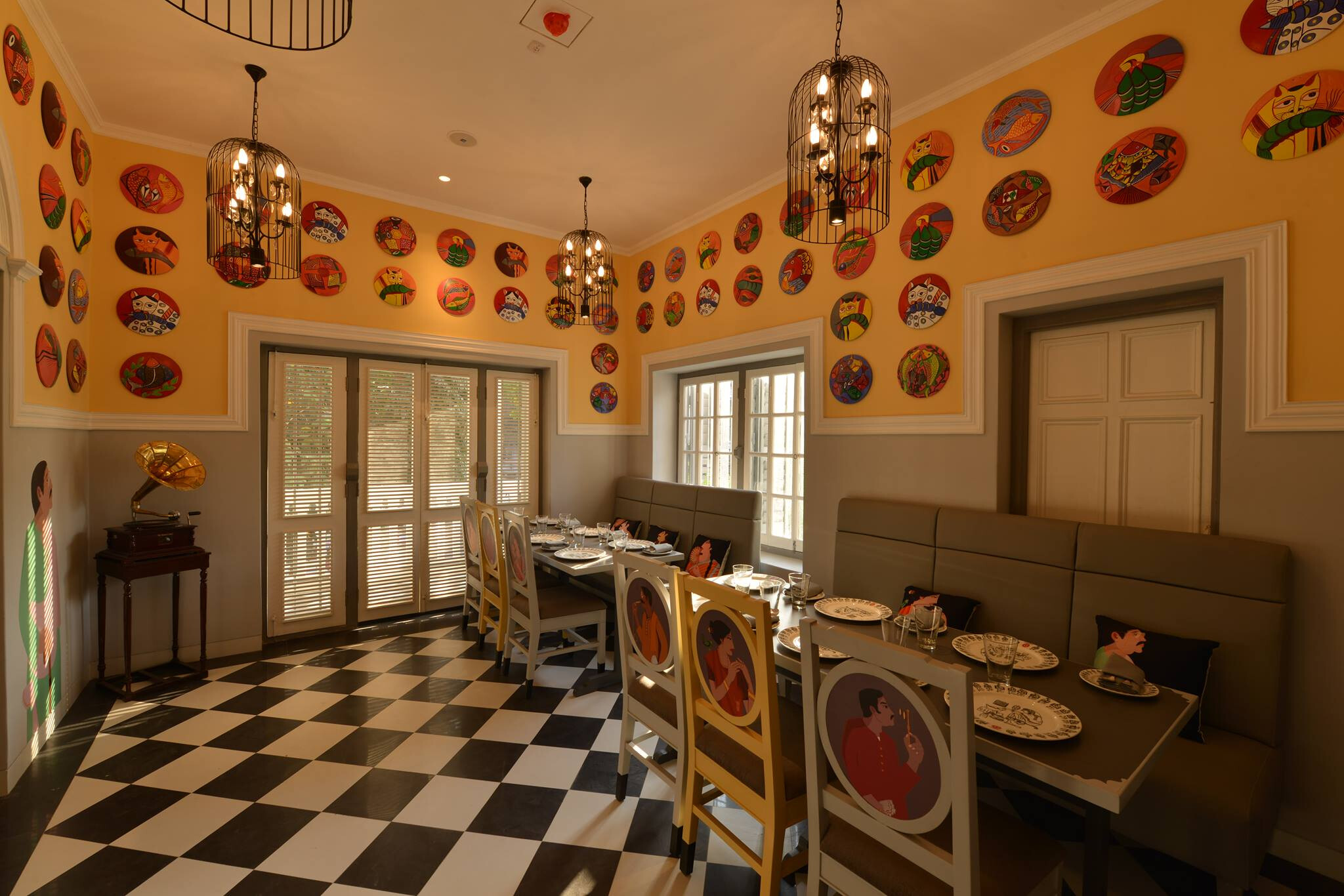 色彩碰撞的印度传统艺术酒店设计-16