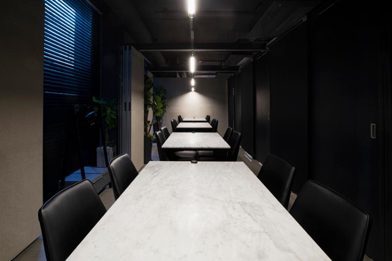 50 坪韩牛专卖店 | 现代黑色风格打造高级就餐体验-9