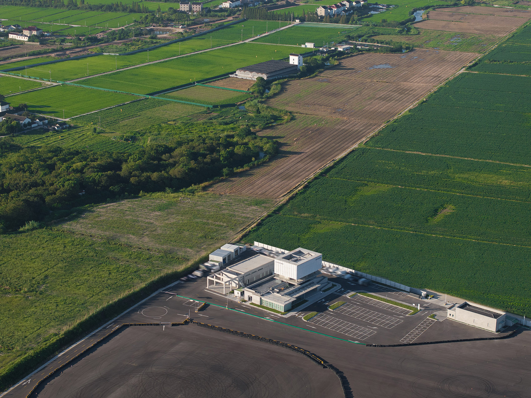 格物智能汽车总部丨中国苏州丨巢羽设计事务所-4