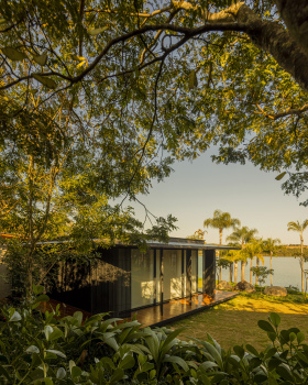 Dam House / Bernardes Arquitetura