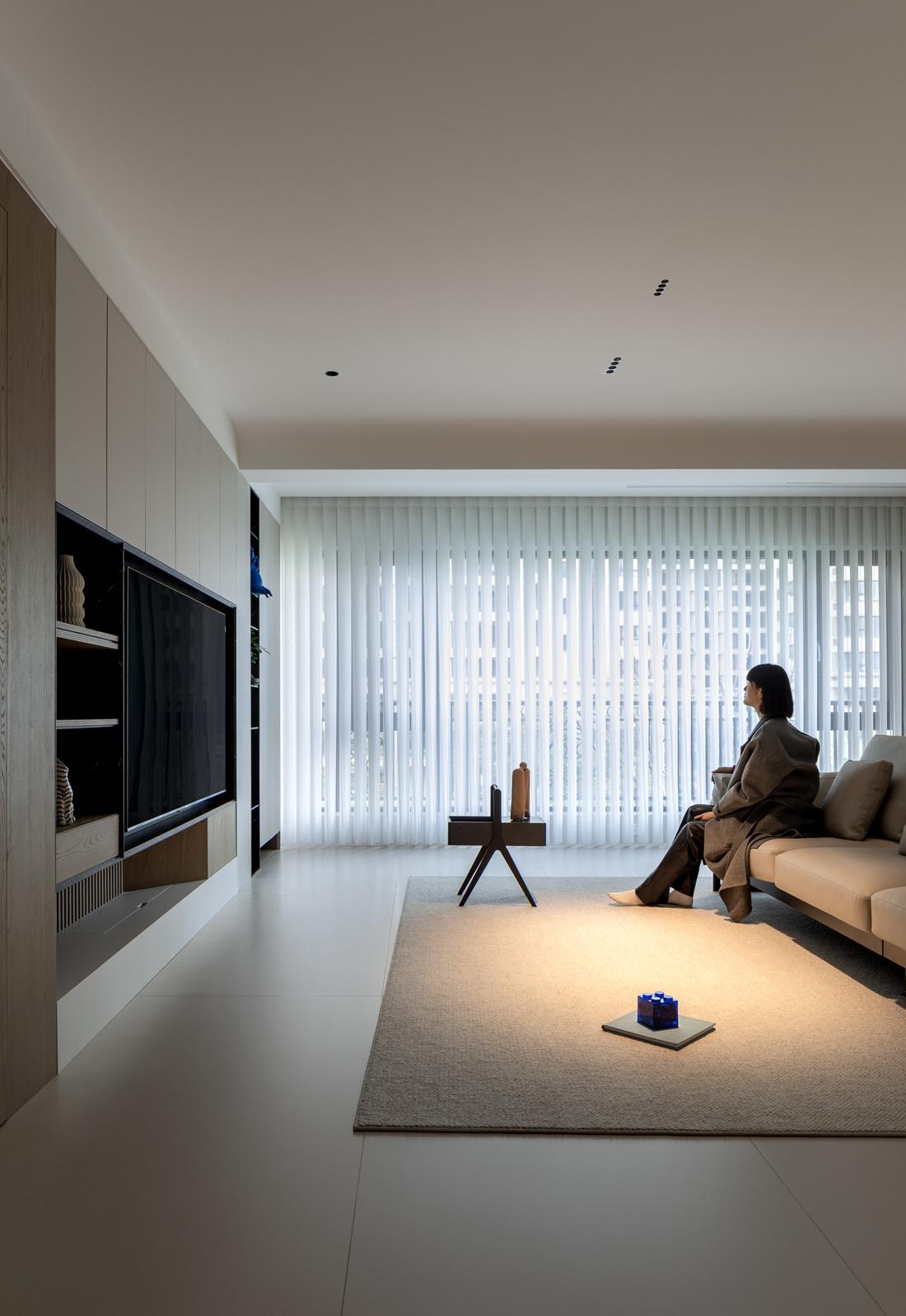 现代简约三居室-15