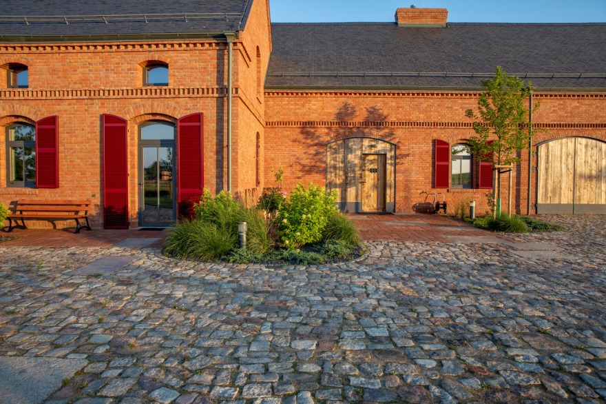 大波兰地区宛如现代牛棚的住宅丨TXMA – 托马什·亚历山大·米尔琴斯基建筑师事务所-20