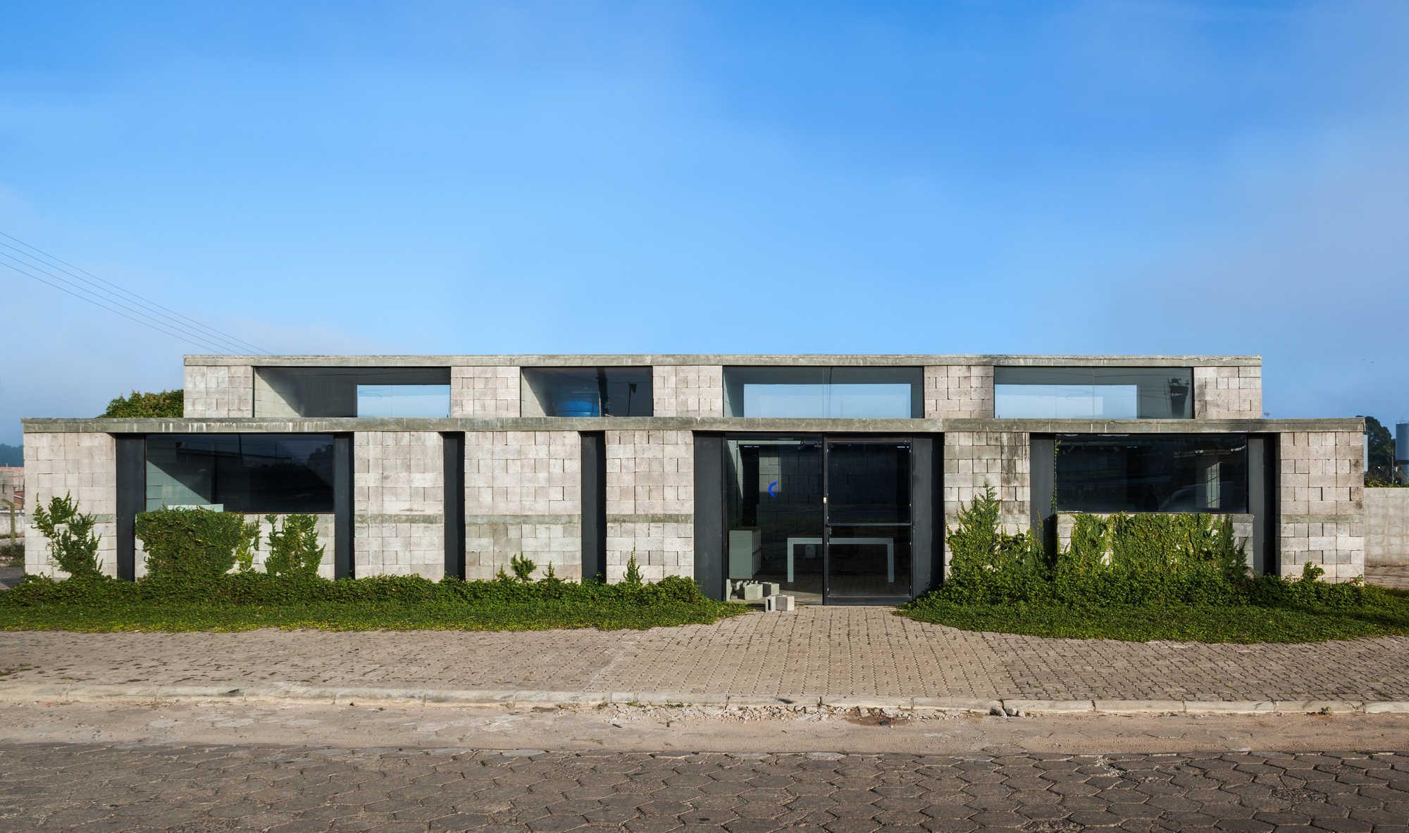 集装箱式工厂总部,无砂浆建筑创新实践-10