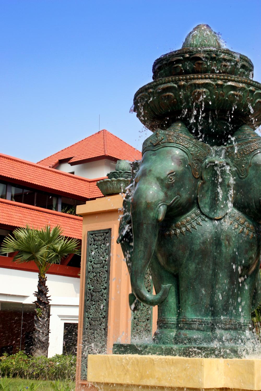 )Le Meridien Angkor, Siem Reap, Cambodia-2