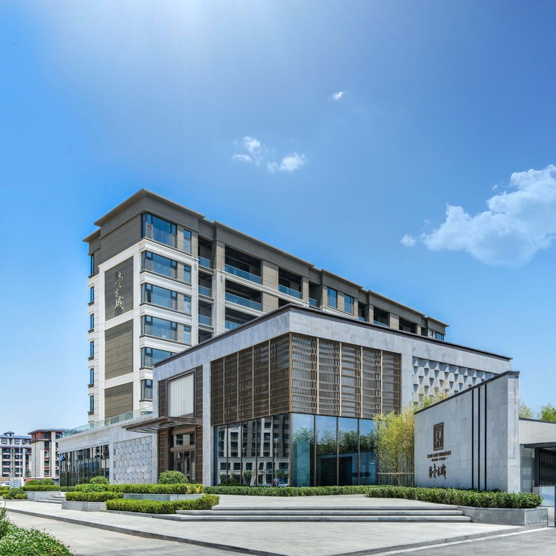 壹方城销售中心 | 青瓦线条融入现代设计，展现新旧交融之美-1