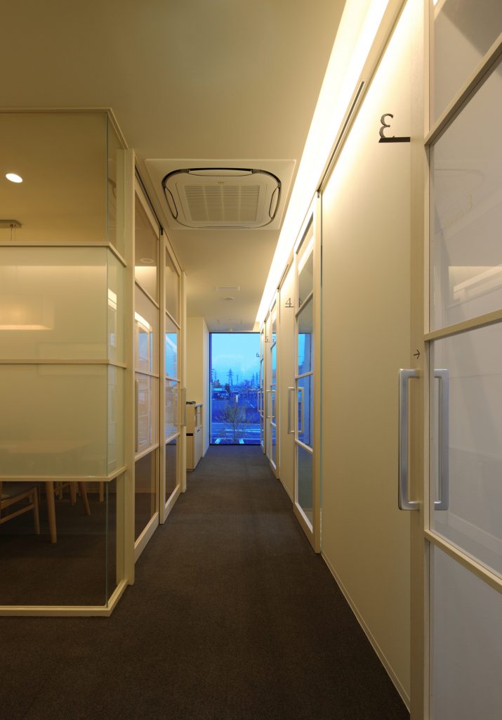 あじおか歯科クリニック（AJIOKA DENTAL CLINIC）丨UDA建築設計-26