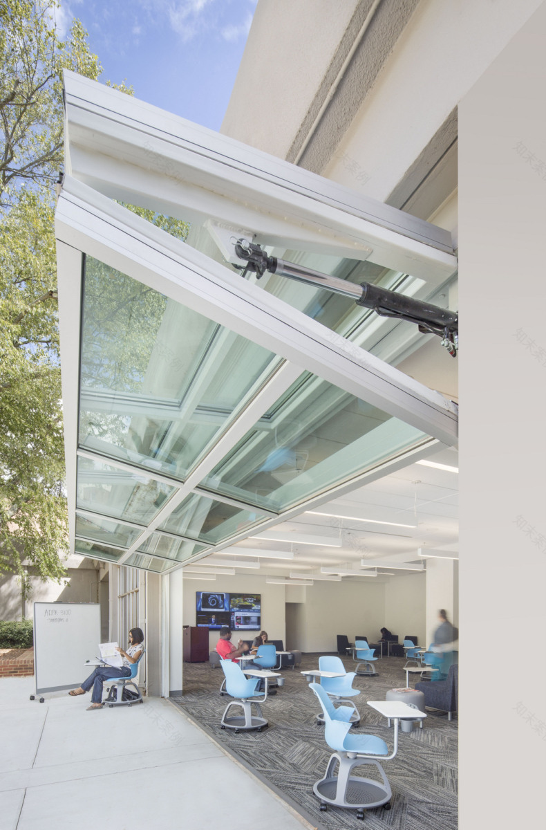 佐治亚大学新闻学院-12