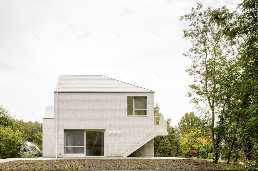 梅克斯普拉斯敬老院丨比利时丨FELT-12