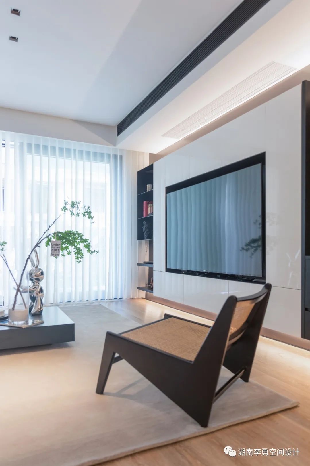 御香山 · 极简空间的艺术魅力丨中国湘西丨湘西李勇空间设计事务所-13