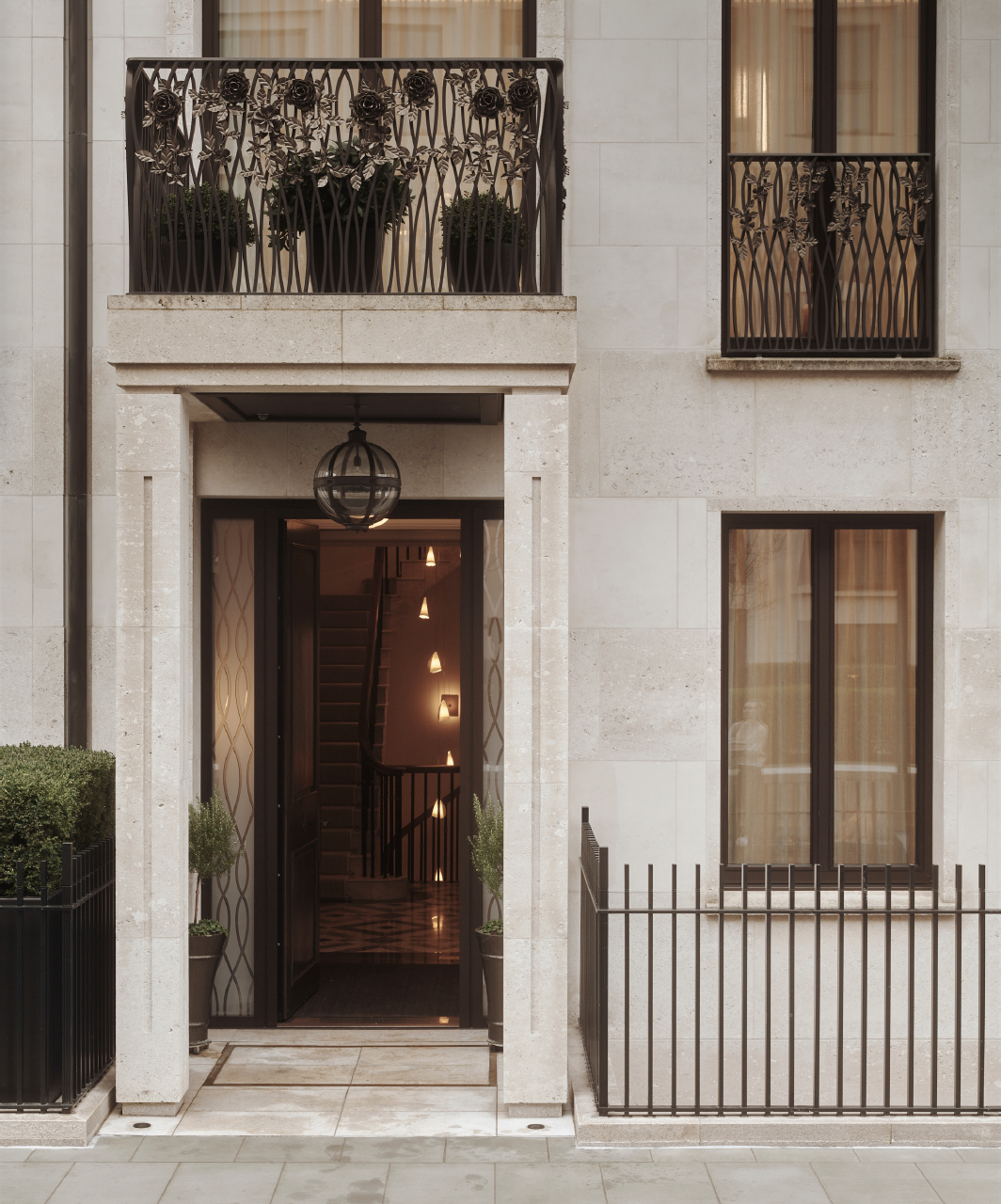 伦敦 Mulberry Square 联排别墅丨英国伦敦丨Banda Property-0