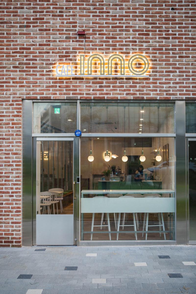 15 坪现代咖啡厅，打造温馨舒适空间-9