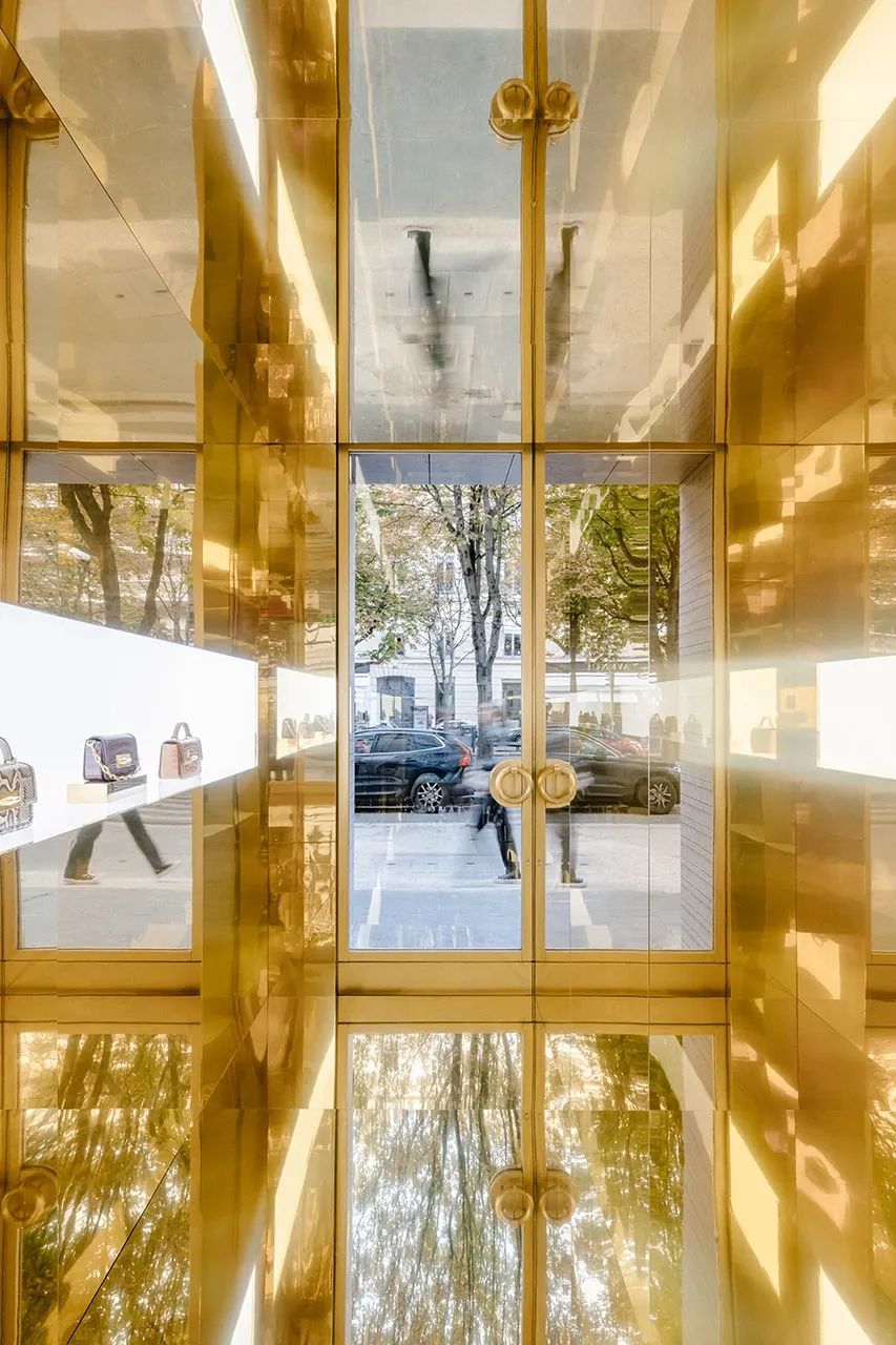 Jimmy Choo 巴黎沉浸式零售空间丨法国巴黎丨Crosby Studios-8