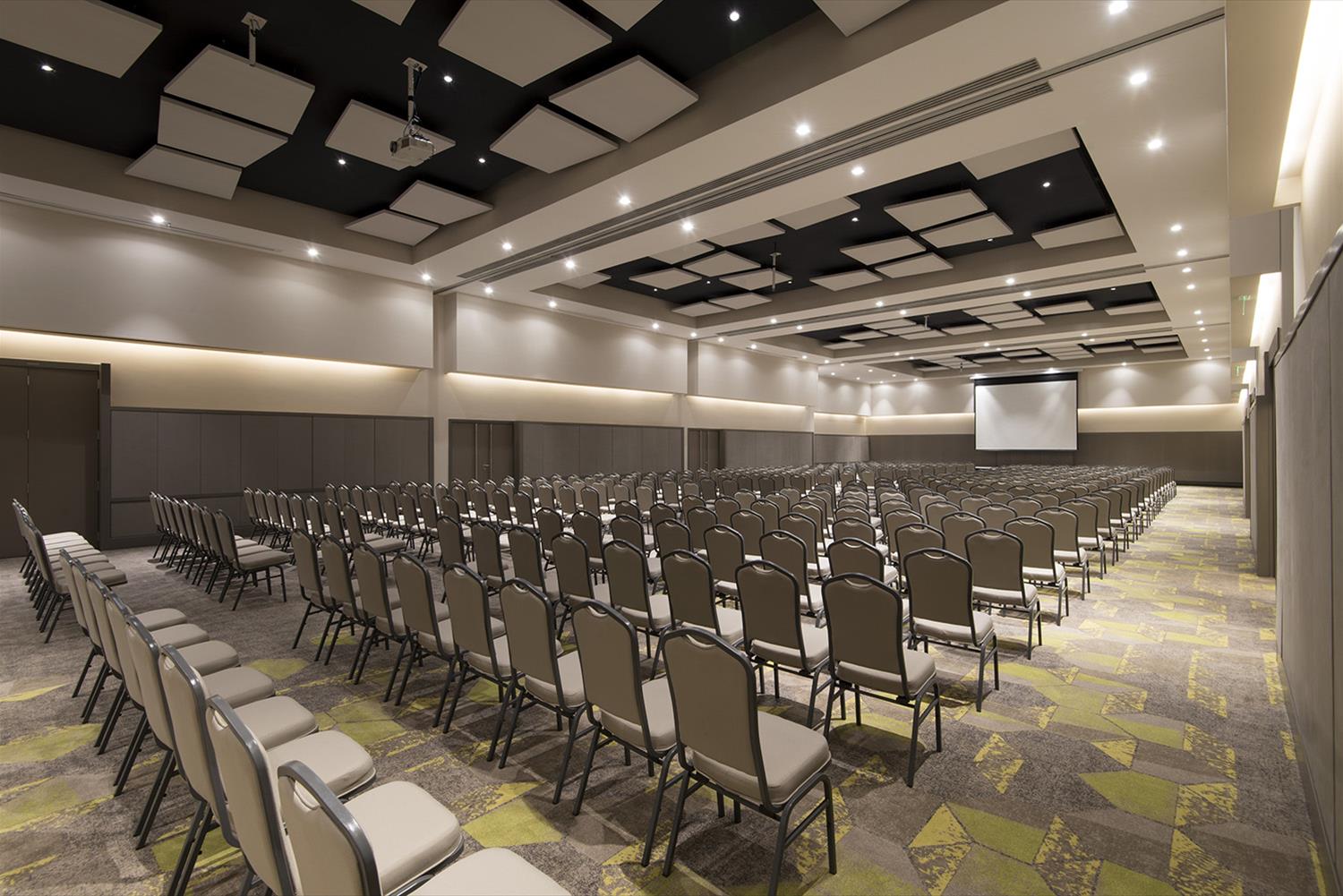 "巴西 Pullman Guarulhos 酒店会议中心 | 现代优雅设计，提升会议体验"-1