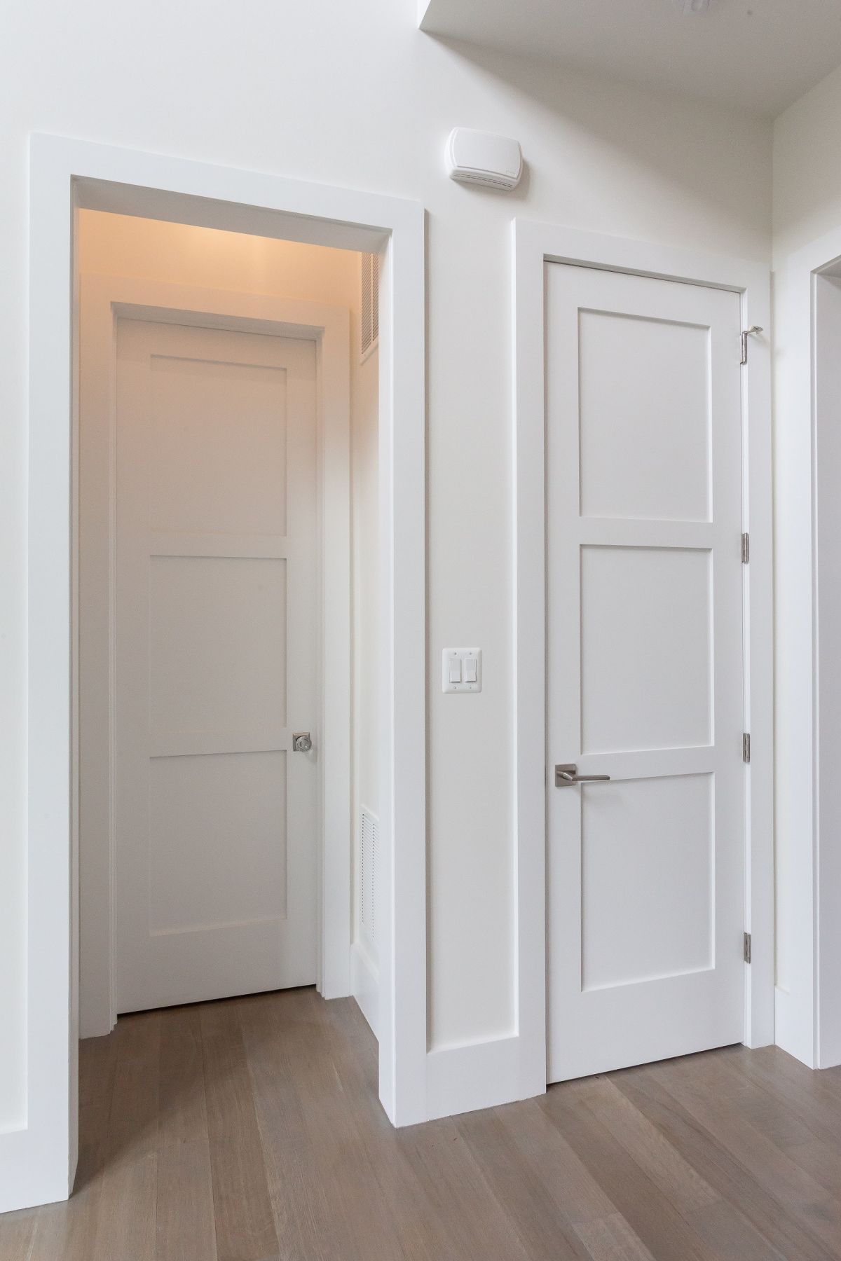 Craftsman Interior Doors: Choosing the Right Type for Your Home-4