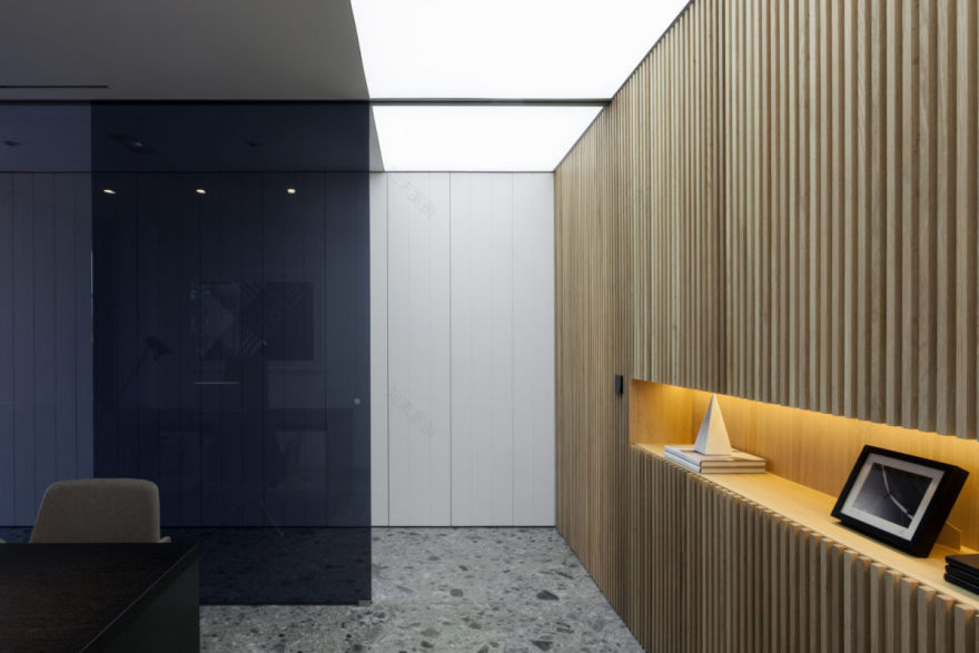 西班牙"One"办公室 | 海景办公空间,材料与设计的完美融合-24