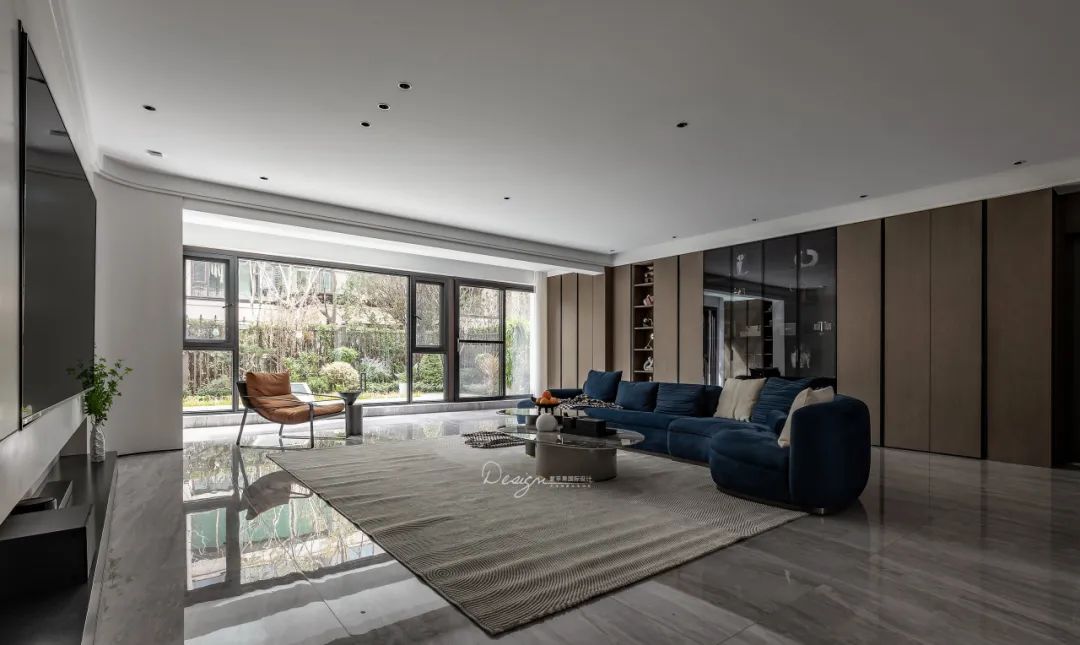 现代时尚的 280㎡小院私宅丨罗太翔,于倩-31