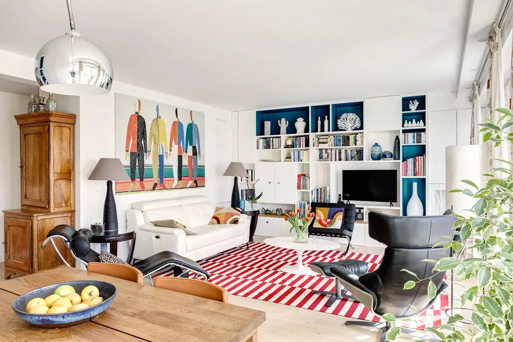 巴黎复古公寓的精彩翻新设计-1