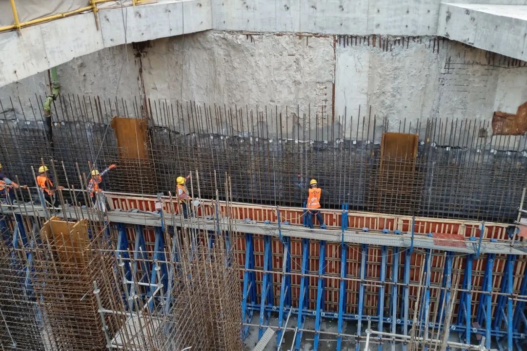 奋战当“夏”，不惧“烤”验！嘉里金陵东路项目064-01地块关键节点如期达成-20