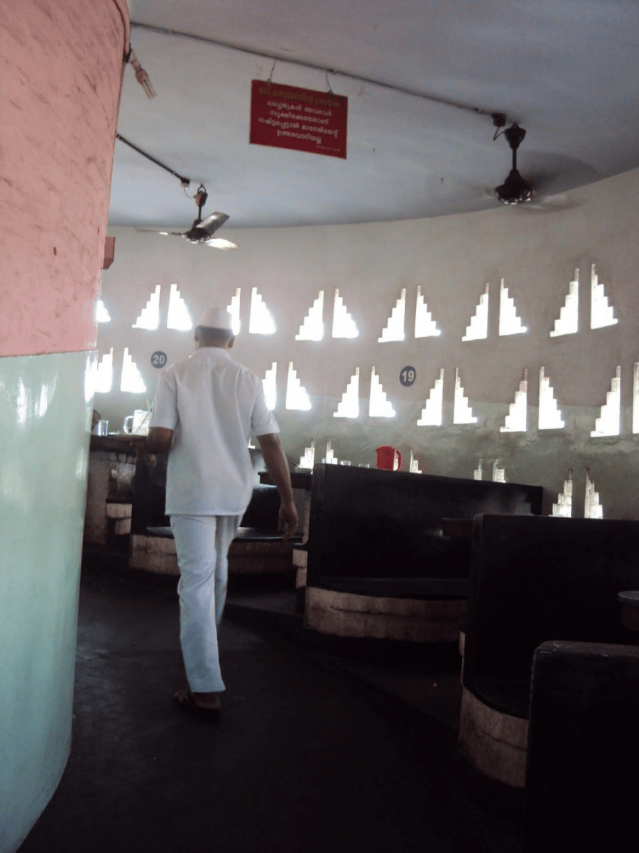 印度咖啡屋（Indian Coffee House）丨印度特里凡得琅丨劳里·贝克（Laurie Baker）-23