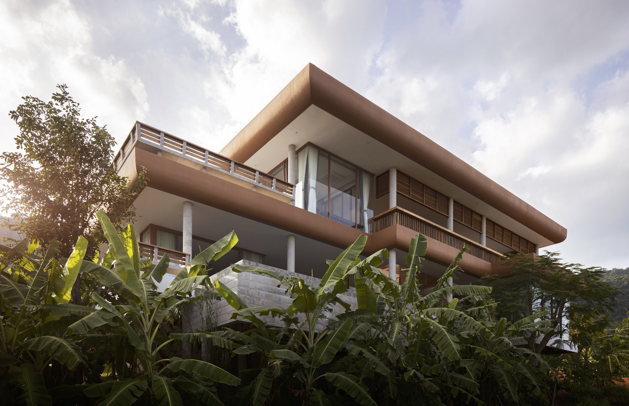 丹纳克·索里亚之家丨柬埔寨贡布丨Re:Edge Architecture-11