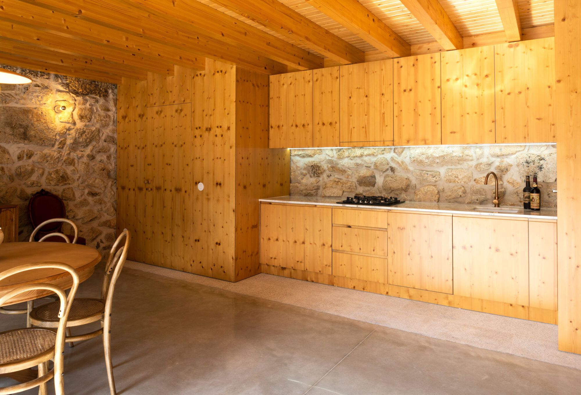 粮仓改造丨葡萄牙丨Maria José Pinto Leite-38