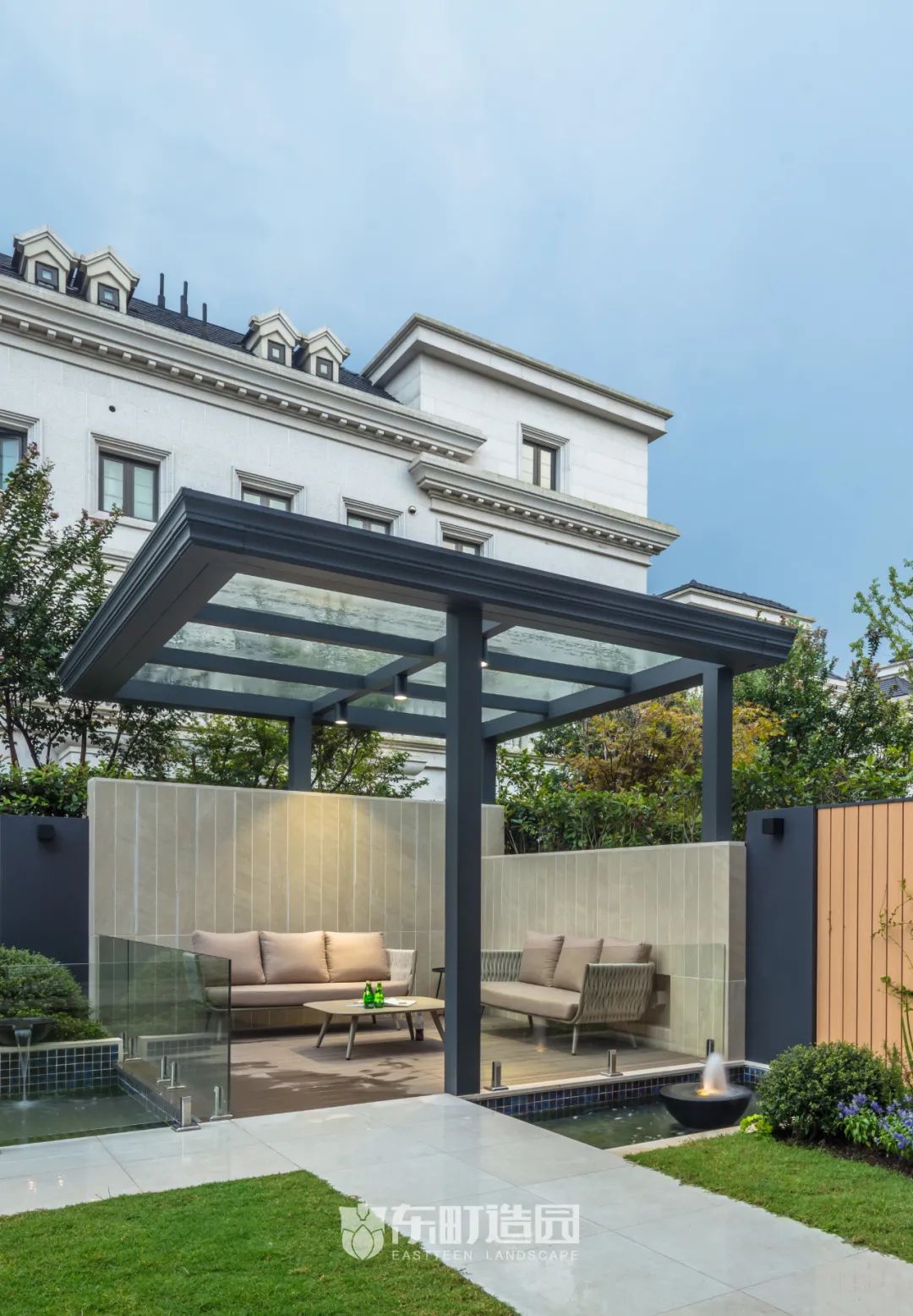 80㎡现代简约庭院，水景与夜景的完美融合-51