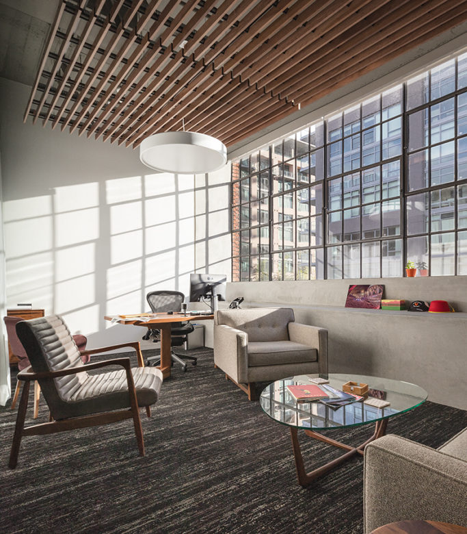 戴斯蒙德（The Desmond） - SOM-3