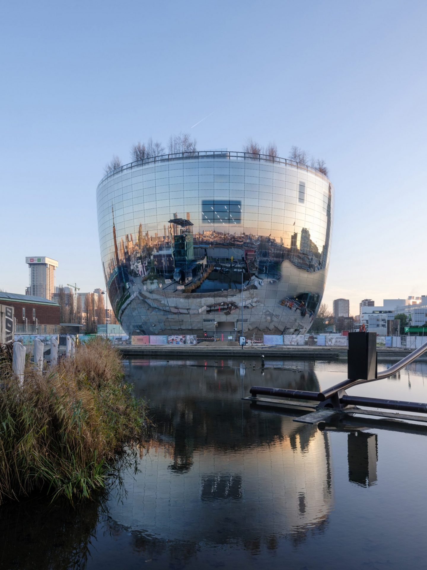 MVRDV’s Enormous Mirrored Art Storage In Rotterdam, Depot Boijmans Van Beuningen - IGNANT-1