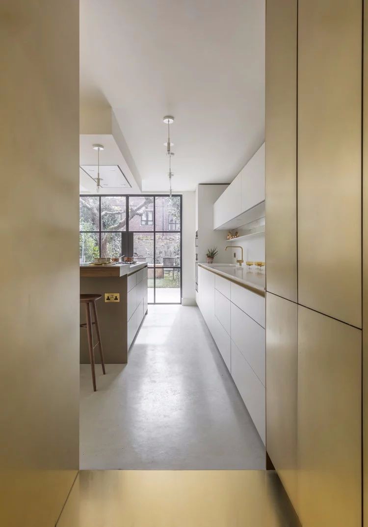 伦敦住宅的黄铜魅力-27