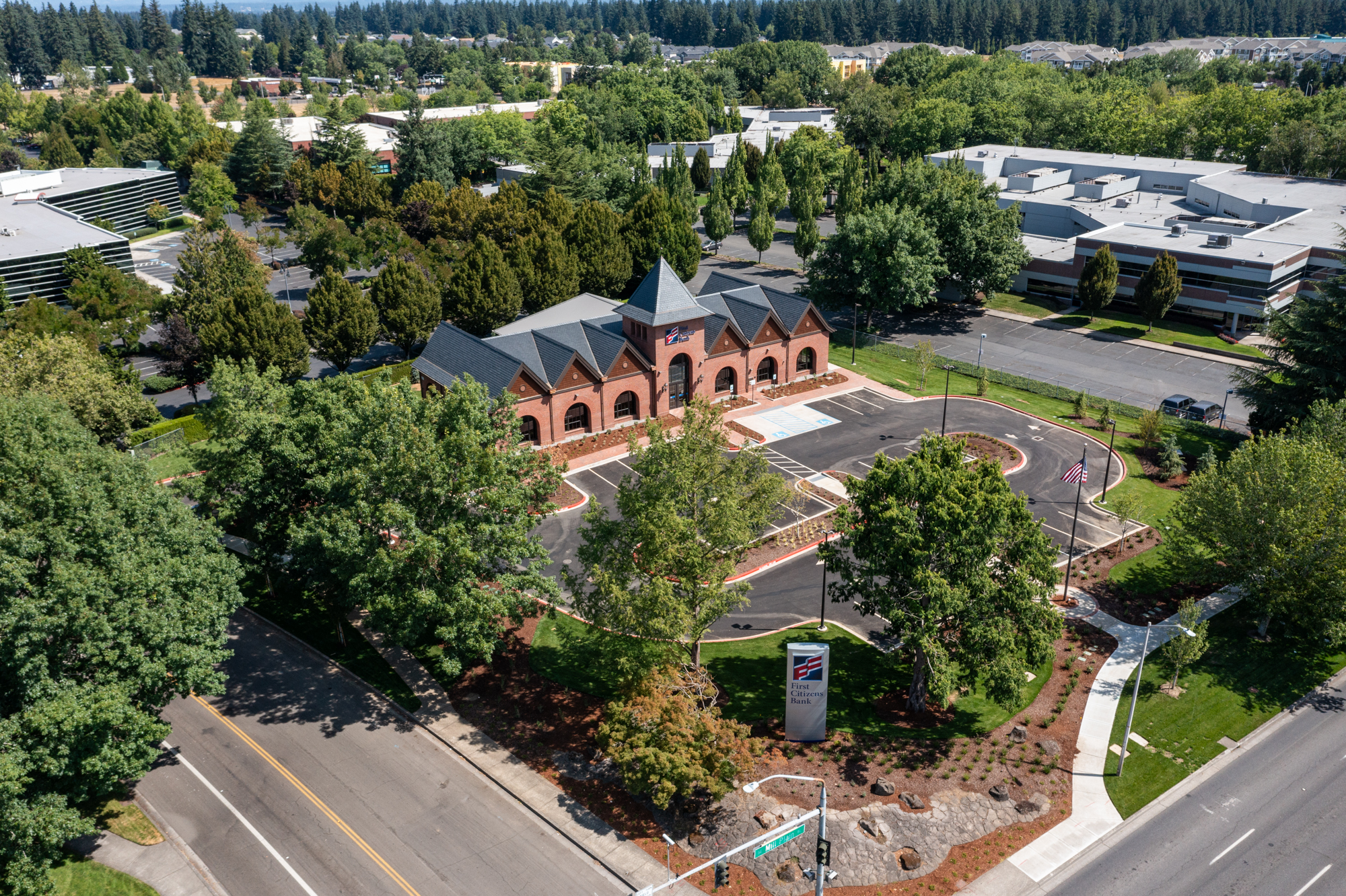 First Citizens Bank 建筑摄影丨加拿大温哥华丨Harvey General Contractors-7